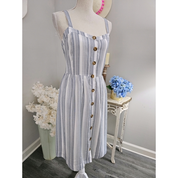 Girly Loft White Blue Striped Fit Waist Front Button Strapy Dress - Picture 1 of 8
